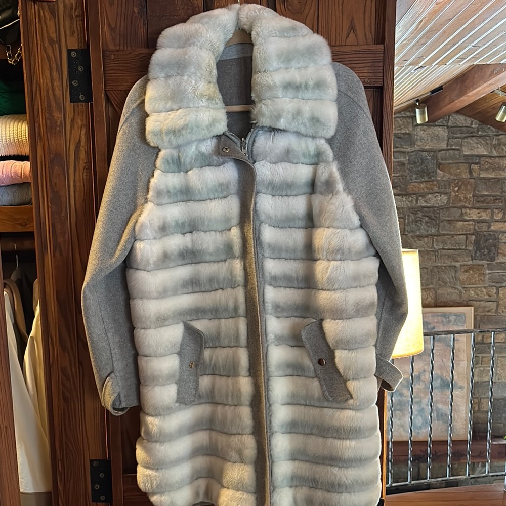 Elegant Gray and White Women's Coat